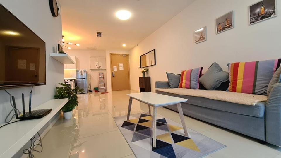Suasana Jb At Jb Center Luxury Modern & Rustic 1Br Apt For Bussiness,Vacation Trips جوهر بهرو المظهر الخارجي الصورة