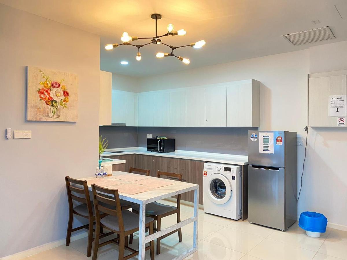 Suasana Jb At Jb Center Luxury Modern & Rustic 1Br Apt For Bussiness,Vacation Trips جوهر بهرو المظهر الخارجي الصورة